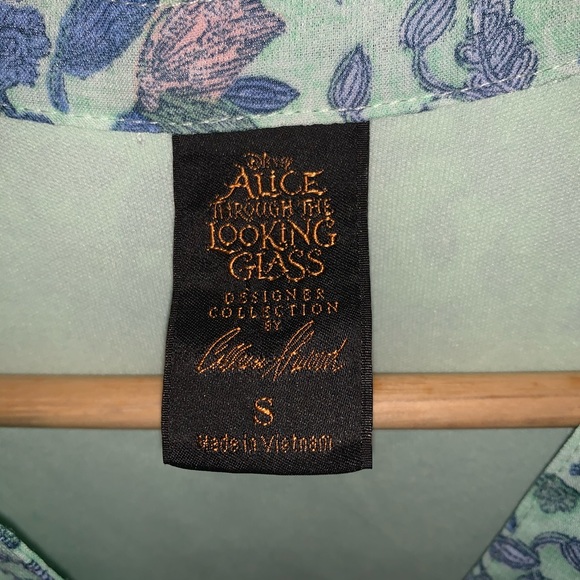 Disney’s Alice Through the Looking Glass Dress! - Picture 4 of 12